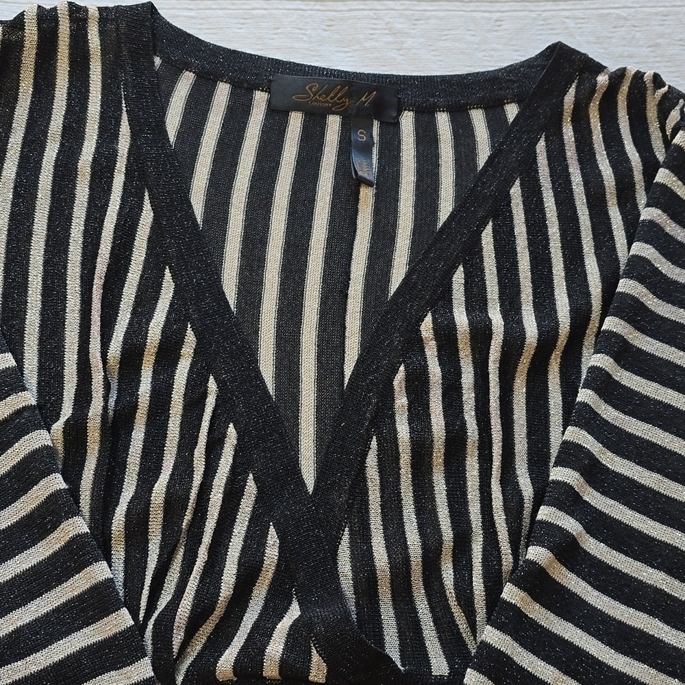 Shelley M Metallic Stripe Crop Wrap Top Size S - Picture 5 of 16